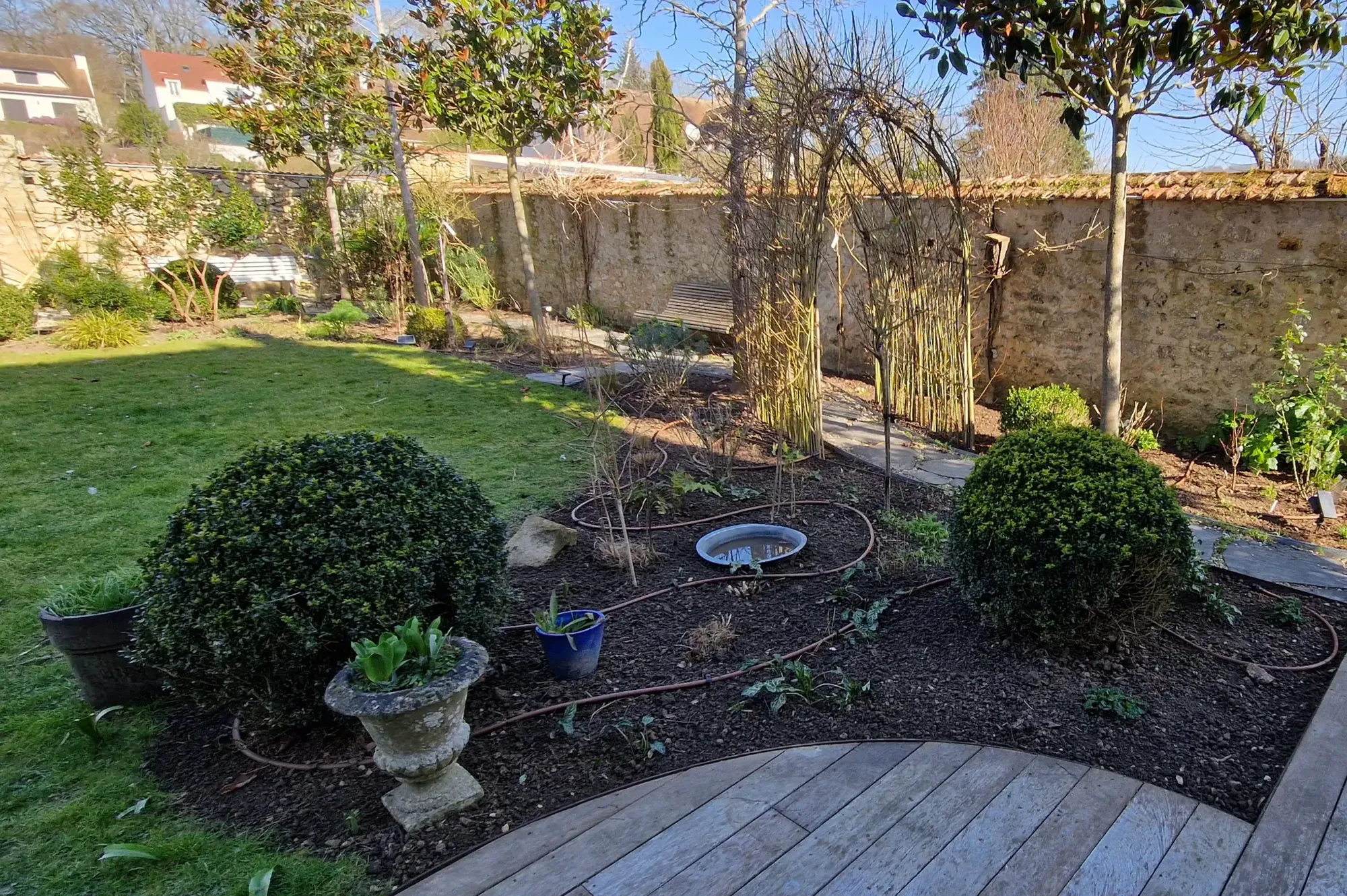 Aménagement de jardin réalisé par PaysaFlore